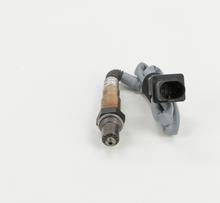 Load image into Gallery viewer, 17093 Wide-band Oxygen Sensor Bosch Canada