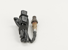 Load image into Gallery viewer, 17098 Wide-band Oxygen Sensor Bosch Canada