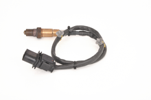 Load image into Gallery viewer, 17112 Wide-band Oxygen Sensor Bosch Canada