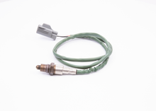 Charger l'image dans la galerie, 17129 Actual OE Oxygen Sensor Bosch Canada