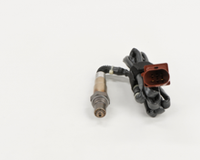 Load image into Gallery viewer, 17158 Wide-band Oxygen Sensor Bosch Canada