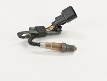 Load image into Gallery viewer, 17160 Wide-band Oxygen Sensor Bosch Canada