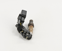 Load image into Gallery viewer, 17174 Wide-band Oxygen Sensor Bosch Canada