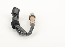 Load image into Gallery viewer, 17187 Wide-band Oxygen Sensor Bosch Canada