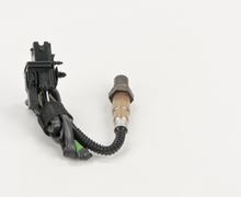 Load image into Gallery viewer, 17188 Wide-band Oxygen Sensor Bosch Canada