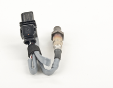Load image into Gallery viewer, 17196 Wide-band Oxygen Sensor Bosch Canada