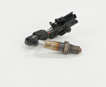 Load image into Gallery viewer, 17205 Wide-band Oxygen Sensor Bosch Canada