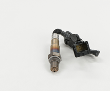 Load image into Gallery viewer, 17205 Wide-band Oxygen Sensor Bosch Canada