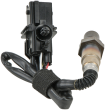 Load image into Gallery viewer, 17205 Wide-band Oxygen Sensor Bosch Canada