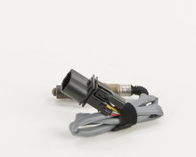 Load image into Gallery viewer, 17208 Wide-band Oxygen Sensor Bosch Canada