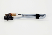 Load image into Gallery viewer, 17231 Wide-band Oxygen Sensor Bosch Canada