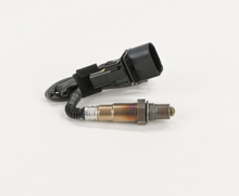 Load image into Gallery viewer, 17233 Wide-band Oxygen Sensor Bosch Canada
