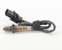 Load image into Gallery viewer, 17236 Wide-band Oxygen Sensor Bosch Canada