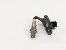 Load image into Gallery viewer, 17254 Wide-band Oxygen Sensor Bosch Canada
