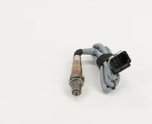Load image into Gallery viewer, 17255 Wide-band Oxygen Sensor Bosch Canada