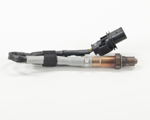 Load image into Gallery viewer, 17270 Wide-band Oxygen Sensor Bosch Canada