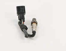 Load image into Gallery viewer, 17275 Wide-band Oxygen Sensor Bosch Canada