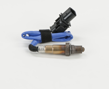 Charger l'image dans la galerie, 17307 Actual OE Oxygen Sensor Bosch Canada
