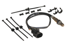 Load image into Gallery viewer, 17353 Wide-band Oxygen Sensor Bosch Canada