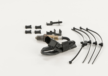 Load image into Gallery viewer, 17357 Wide-band Oxygen Sensor Bosch Canada