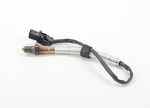 Load image into Gallery viewer, 17466 Wide-band Oxygen Sensor Bosch Canada