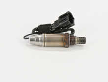 Charger l'image dans la galerie, 18001 Oxygen Sensor Bosch Canada