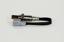 Load image into Gallery viewer, 18037 Wide-band Oxygen Sensor Bosch Canada