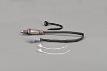 Charger l'image dans la galerie, 18081 Validated Oxygen Sensor Bosch Canada