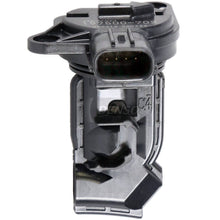 Load image into Gallery viewer, 197-7020 Mass Air Flow Sensor Denso Auto Parts Canada