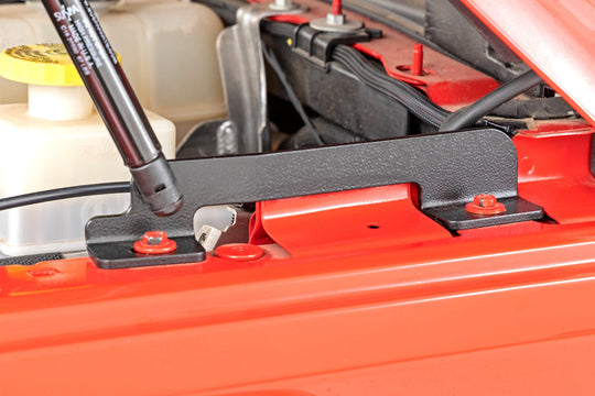 10629 Hydraulic Hood Assist - Jeep Gladiator JT/Wrangler 4xe/Wrangler JL (18-23) Rough Country Canada