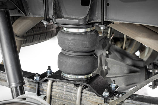 10024 Air Spring Kit - 0-6" Lifts - Toyota Tundra 2WD/4WD (2007-2021) Rough Country Canada