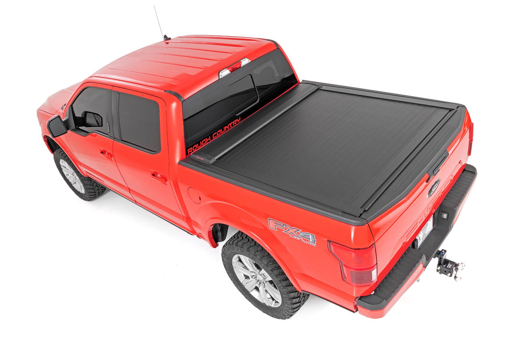46410551 Retractable Bed Cover - 5'7" Bed - Ford F-150 (21-23)/F-150 Lightning (2022) Rough Country Canada
