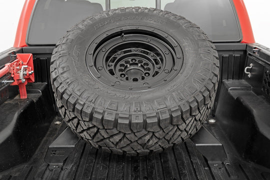 73110 Bed Mount Spare Tire Carrier - Toyota Tacoma 2WD/4WD (2016-2023) Rough Country Canada
