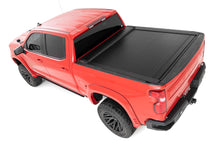 Charger l&#39;image dans la galerie, 46120581 Retractable Bed Cover - 5&#39;7&quot; Bed - Chevy/GMC 1500 (19-23) Rough Country Canada