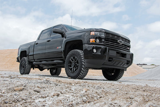 95940 3.5 Inch Lift Kit - M1 - Chevy/GMC 2500HD/3500HD (11-19) Rough Country Canada