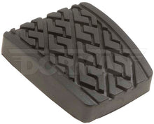 Charger l'image dans la galerie, 20724 Clutch Pedal Pad Dorman - HELP Canada