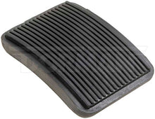 Charger l'image dans la galerie, 20730 Clutch Pedal Pad Dorman - HELP Canada