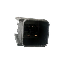 Load image into Gallery viewer, 21-2525 Power Window Motor and Regulator Assembly Trakmotive Canada