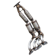 Load image into Gallery viewer, 210273 Tectonic Catalytic Converter with Integrated Exhaust Manifold Canada
