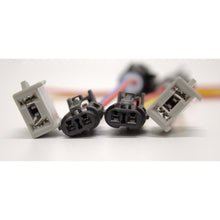 Load image into Gallery viewer, 22-0031 Power Window Motor Trakmotive Canada