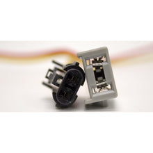 Load image into Gallery viewer, 22-0052 Power Window Motor Trakmotive Canada