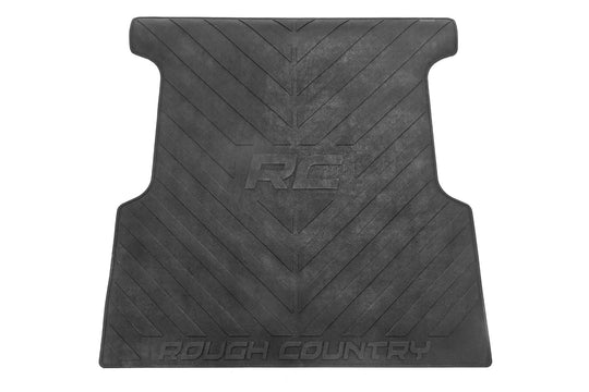 RCM689 Bed Mat - 5'7" Bed - RC Logo - Toyota Tundra 2WD/4WD (2022-2023) Rough Country Canada