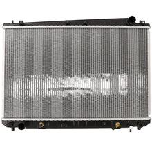 Load image into Gallery viewer, 221-3101 Radiator Denso Auto Parts Canada