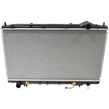 Charger l'image dans la galerie, 221-3303 Radiator Denso Auto Parts Canada