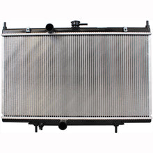 Load image into Gallery viewer, 221-3417 Radiator Denso Auto Parts Canada