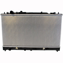 Charger l'image dans la galerie, 221-3512 Radiator Denso Auto Parts Canada