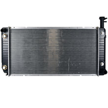 Load image into Gallery viewer, 221-9019 Radiator Denso Auto Parts Canada