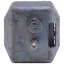 Charger l'image dans la galerie, 2547 Engine Mount Anchor Canada