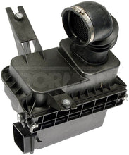 Charger l'image dans la galerie, 258-519 Air Filter Housing Dorman - OE Solutions Canada