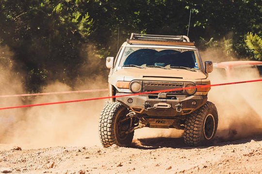 770S 6 Inch Lift Kit - Toyota FJ Cruiser 2WD/4WD (2007-2009) Rough Country Canada